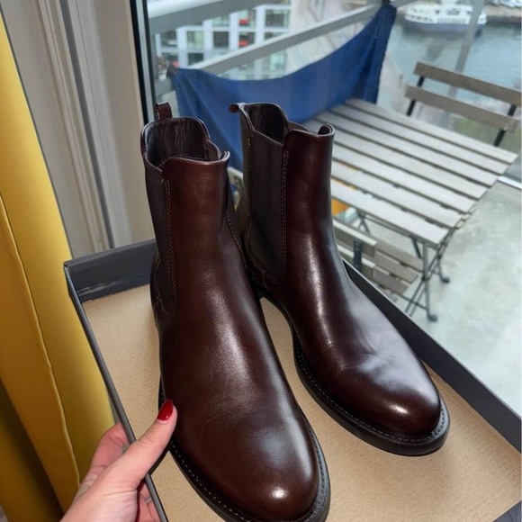 Ecco Leather Chelsea Boots Women's 9 (euro 40) - Picture 3 of 4